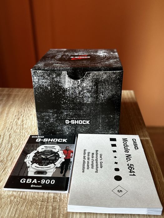 Часовник G-Shock GBA-900 bt с кутия