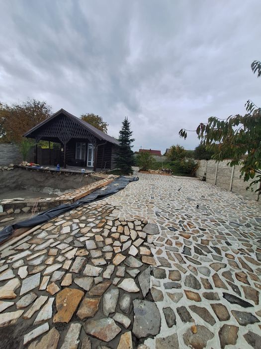 Vand pavaj din piatră naturală