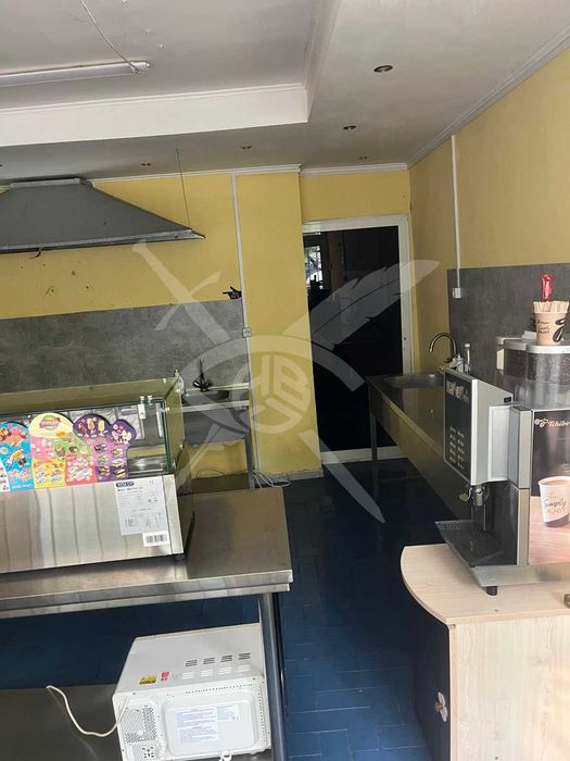 Търговско помещение в гр. Бургас, квартал Меден рудник- зона А 67503