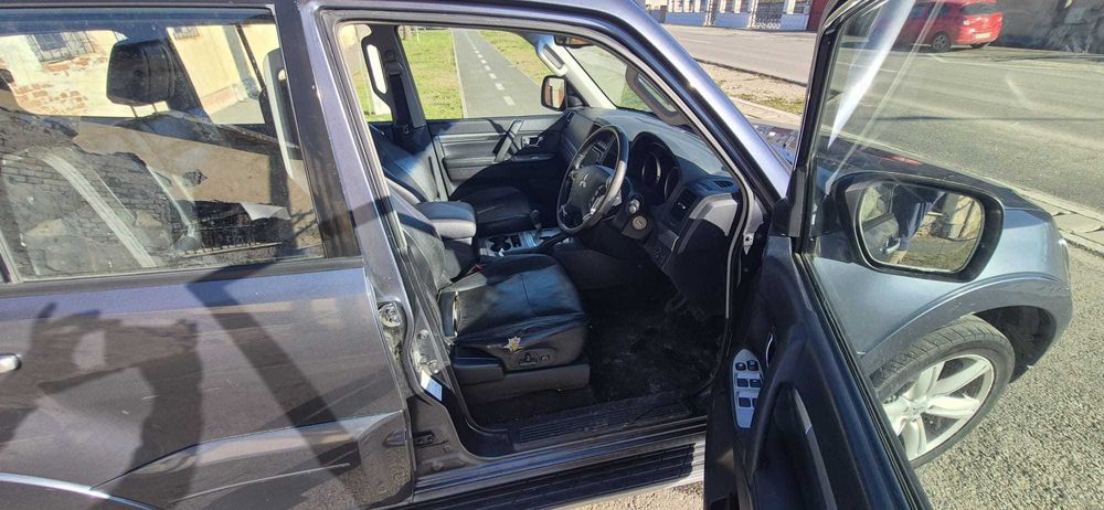 Mitsubishi Shogun 3.2 Diesel 2007 Automata 7 Locuri