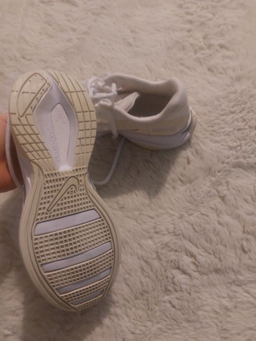 Дамски маратонки найк, nike