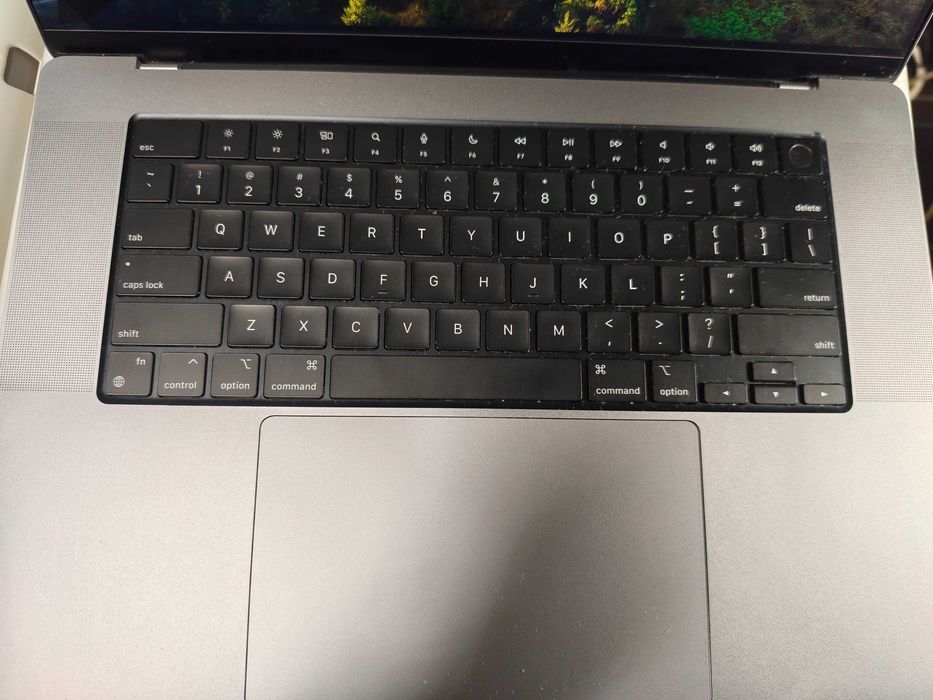 MacBook Pro A2485-2021