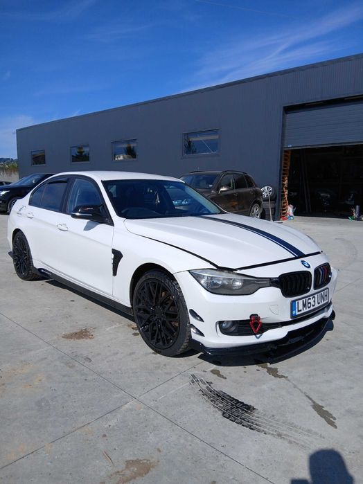 Dezmembrez BMW Seria 3 F30 2.0 d Manual 2013