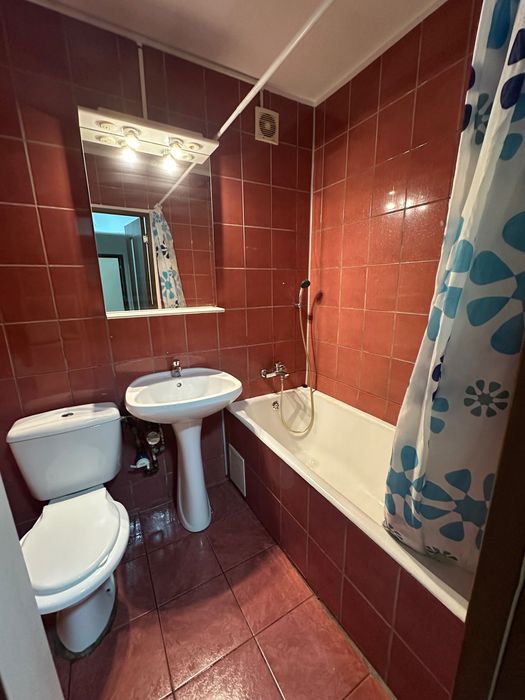 Apartament 2 camere de închiriat