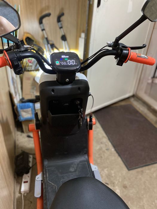 Продам Скутер танк