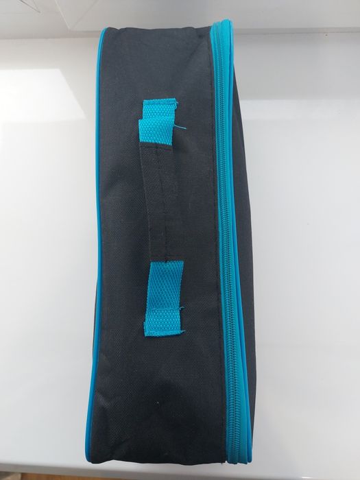 Продам автомобильный пылесос.