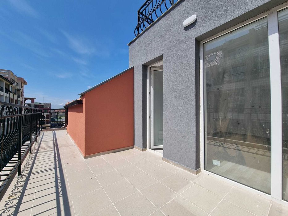 Продава се Четиристаен апартамент в Свети Влас - 70 кв.м за 1102 €/кв.м - Снимка #8