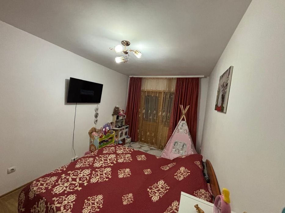 Inchiriez apartament 2 camere