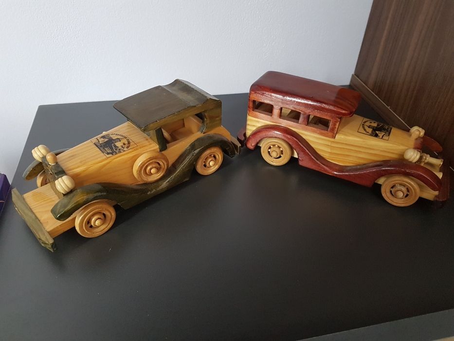 Дървени колички ръчна изработка