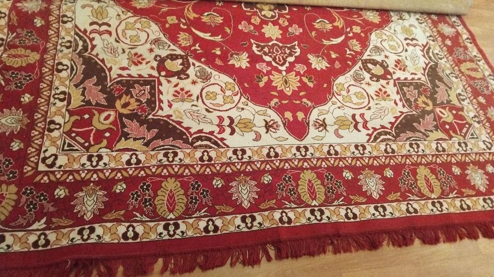 Vând covor persian de Sibiu