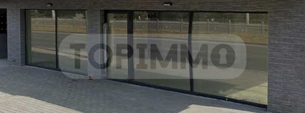 Дава се под наем Магазин в Варна, Гръцка махала - 50 кв.м за 714 € - Снимка #1