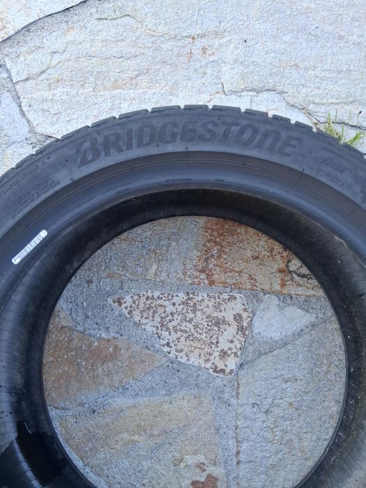 215 45 17 Bridgestone Turanza