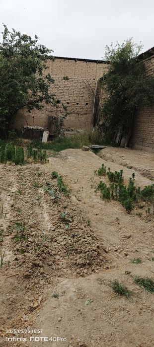 3 sotix Yer sotiladi Nazarbek