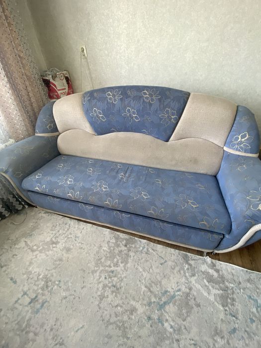 Продам 2  дивана