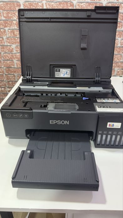 Продам Epson L8050 sotiladi-kam Ishlagan