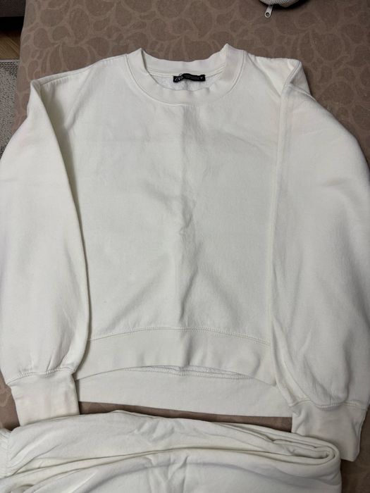 Спортен комплект на зара