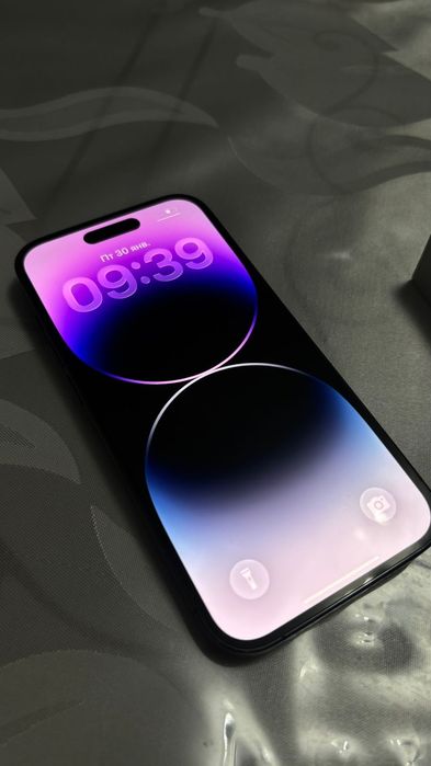 Айфон 14 про без ремонт