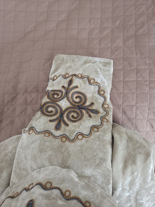 Продам новый чапан 58 размер