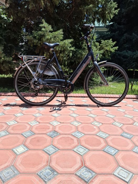 Голландский электрический велосипед SPARTA 28 размера