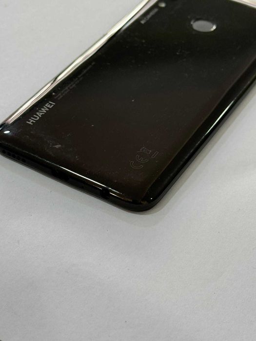 Продавам Huawei P Smart