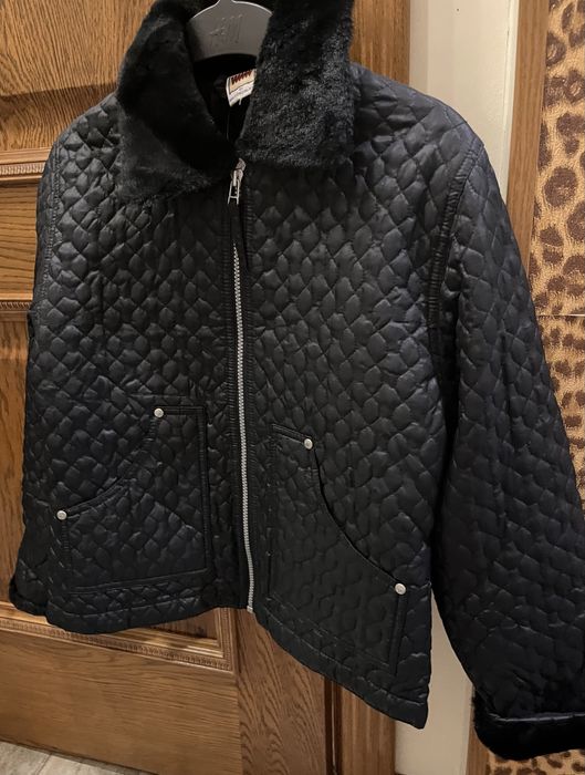 Продам куртку детскую