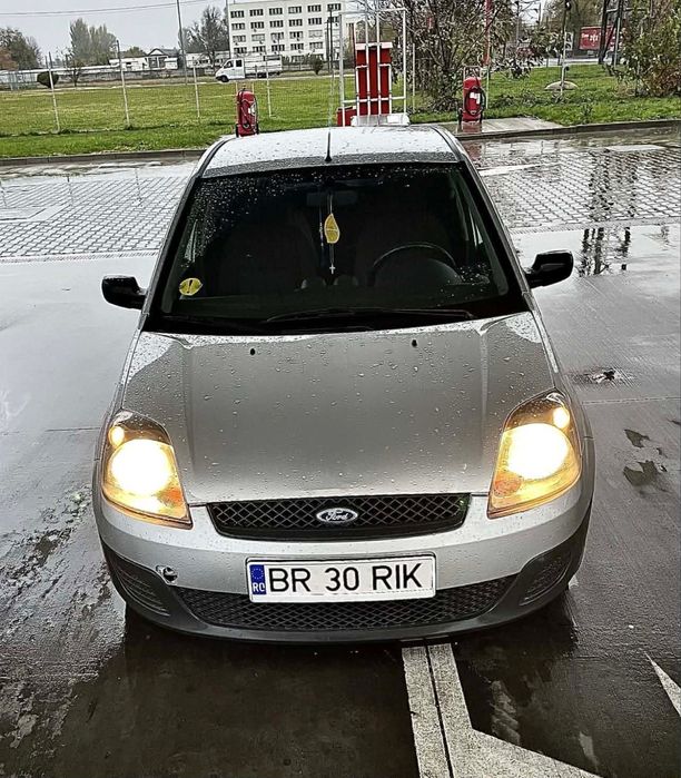 Vand Ford Fiesta