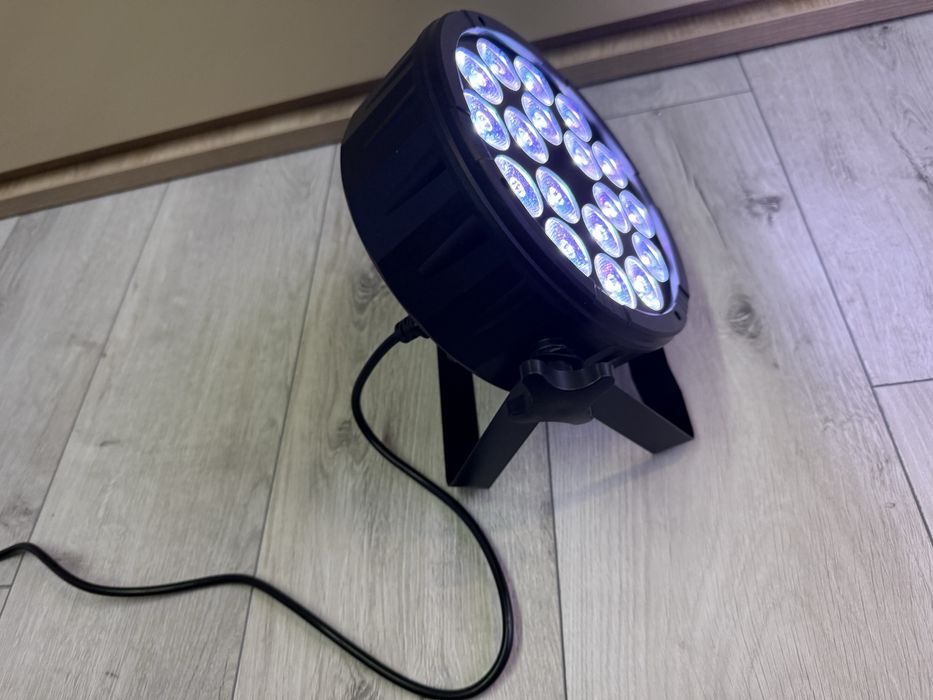 Proiector LED PAR 18x12W RGBW - NOU - lot 4 bucati