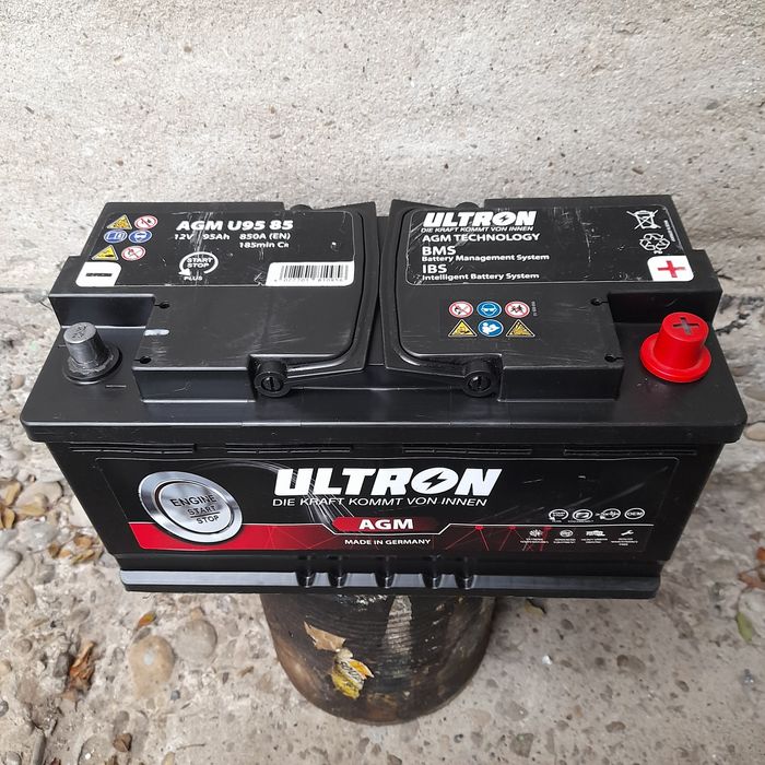 ACUMULATOR = (baterie) auto .