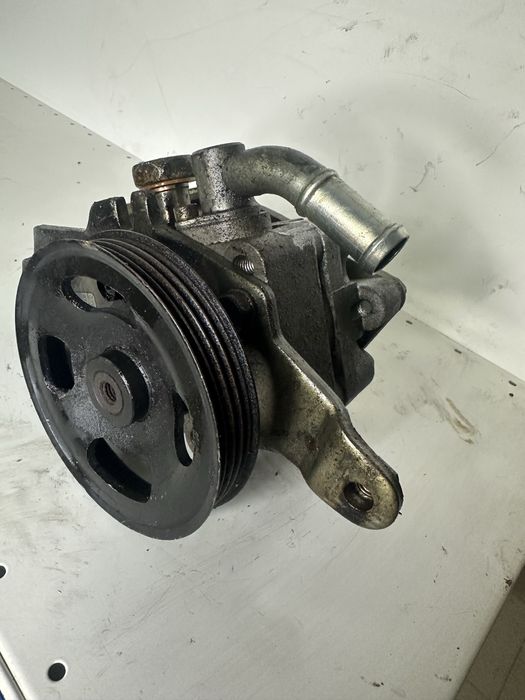 Насос гидроусилителя руля (ГУР) Nissan SR20 Ниссан