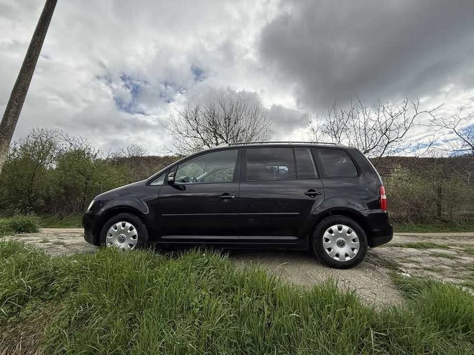 Продавам VW Touran 1.6 FSI 115кс. бензин на ЧАСТИ (НИСКИ ЦЕНИ) (ВСИЧКО НАЛИЧНО)