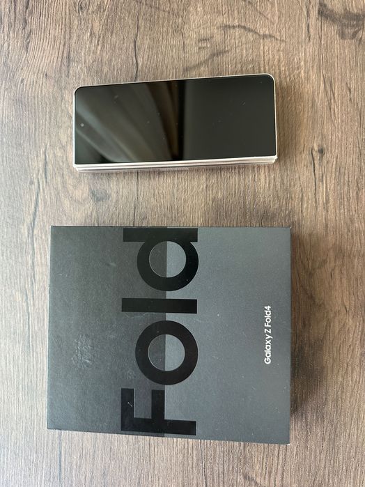 Samsung Galaxy Z Fold4  512gb/Ram 12gb