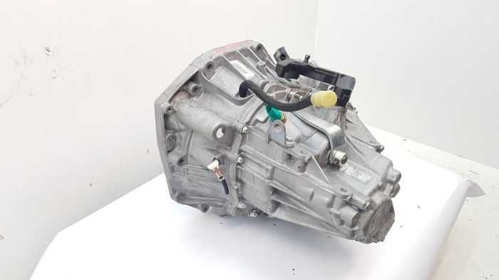 Cutie de viteze manuala Dacia Duster 1.5 DCI; 6 Trepte; 2x4; TL4 B 043