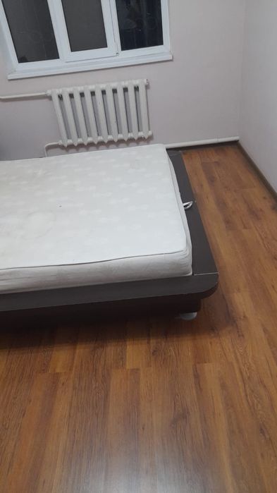 Диван сатылады .