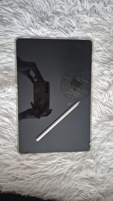 Продаю ПЛАНШЕТ недорого!