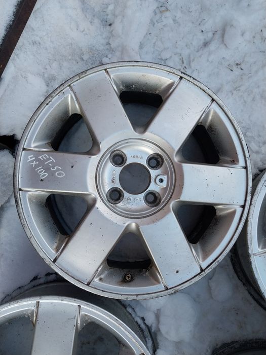 Диски R16 на Reno. 4×100 разболтовка.