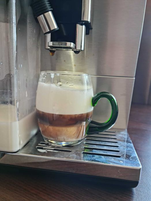 Espressor cafea automat DeLonghi PrimaDonna ETAM 36.365 MB