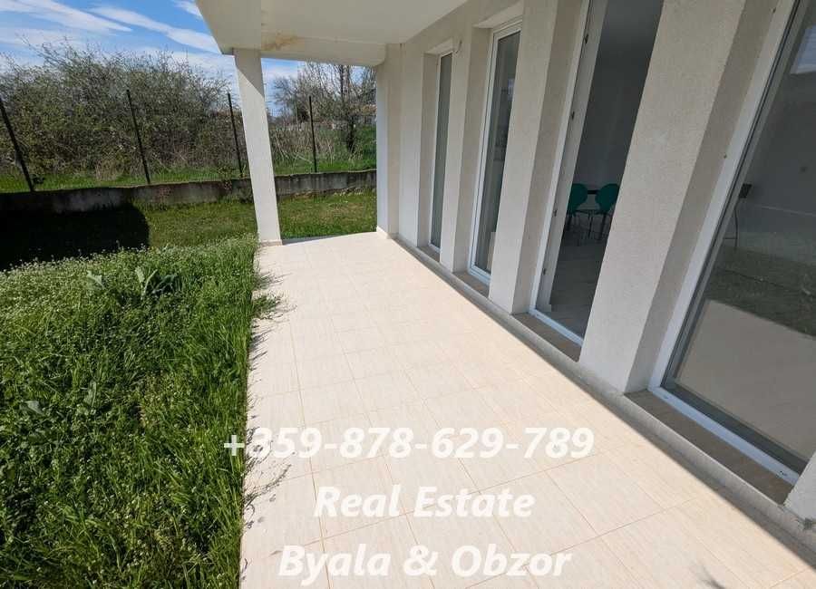 Просторен тристаен апартамнет с две бани