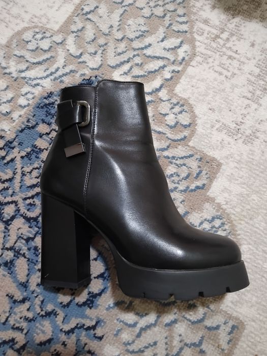 Пол сапог платформа