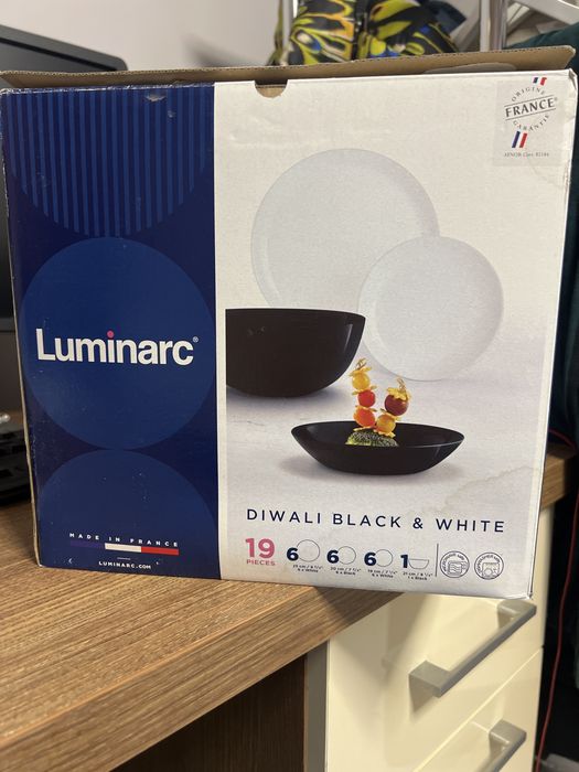 Serviciu de masa Luminarc Diwali, 19 piese, alb/negru