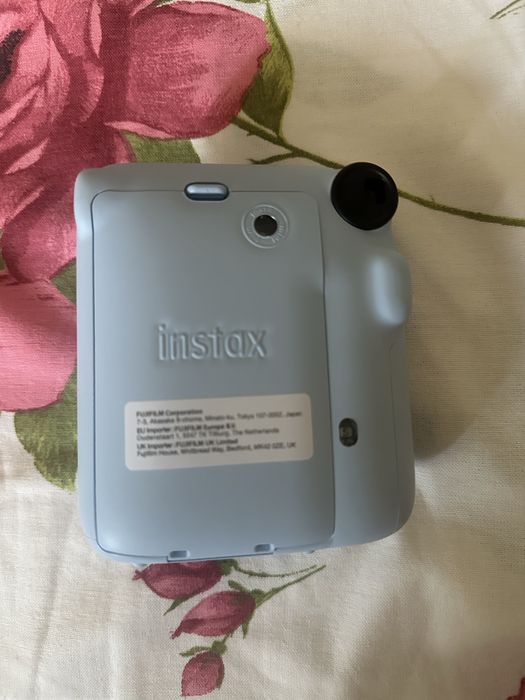 Фотоаппарат Instax Mini 12