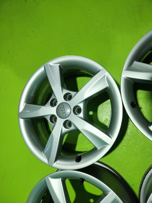 16 5x112 Audi a3 лети джанти 5х112 Ауди а3