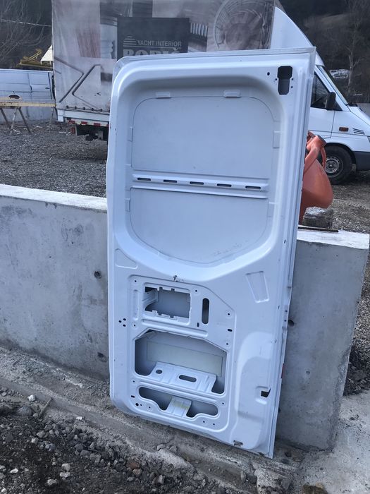 Задна врата за Мерцедес Спринтер,Sprinter,2017-2024г.