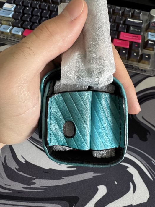 Husa organizatoare Iqos