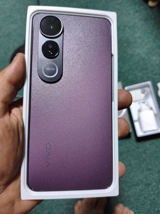 Vivo v50 lite новый