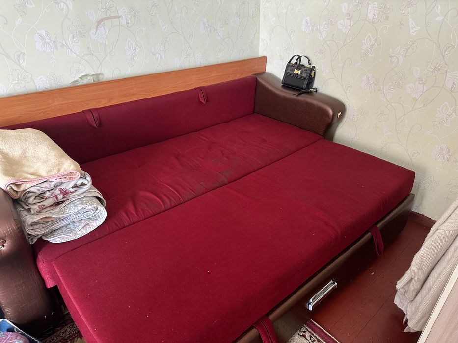 Диван 3в1 б/у в хорошем состоянии