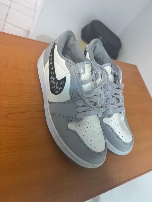 Vind Nike Dior marime 38