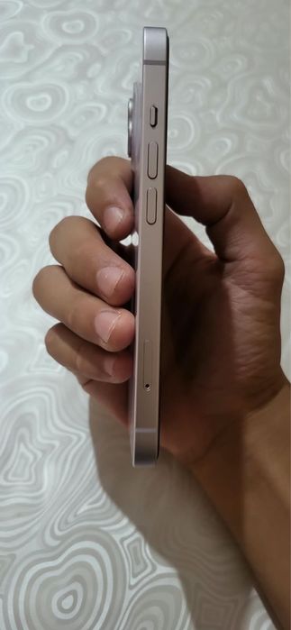 «iPhone 14 256GB, идеальное состояние»