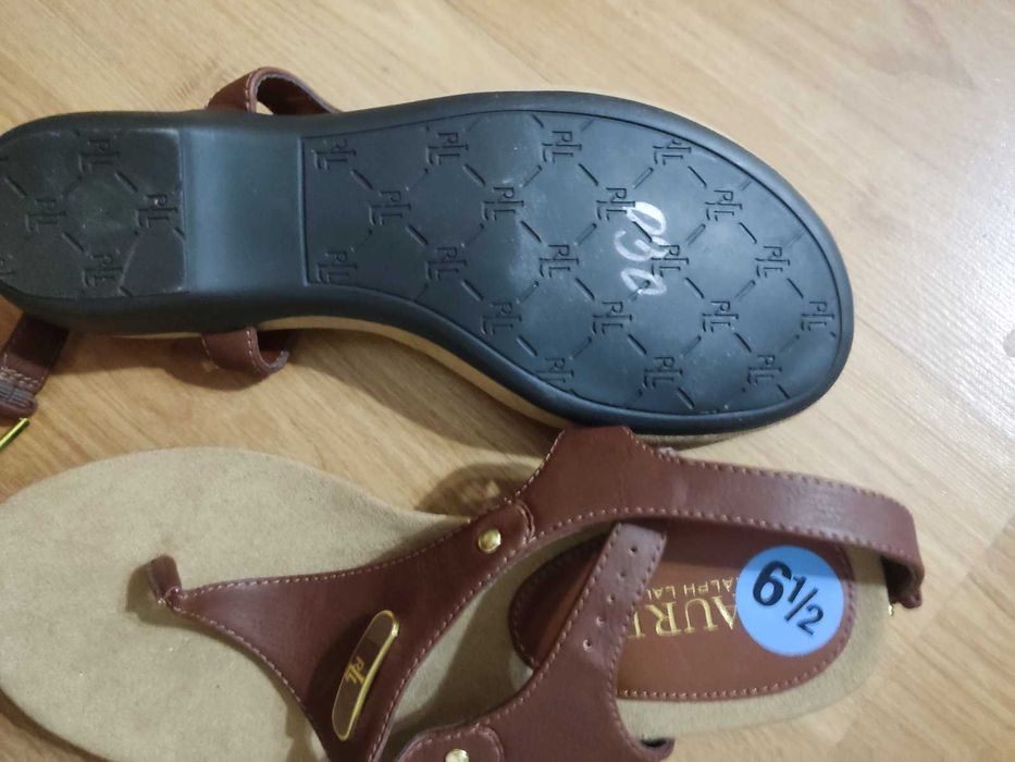 Оригинални дамски сандали Ives Saint Laurent