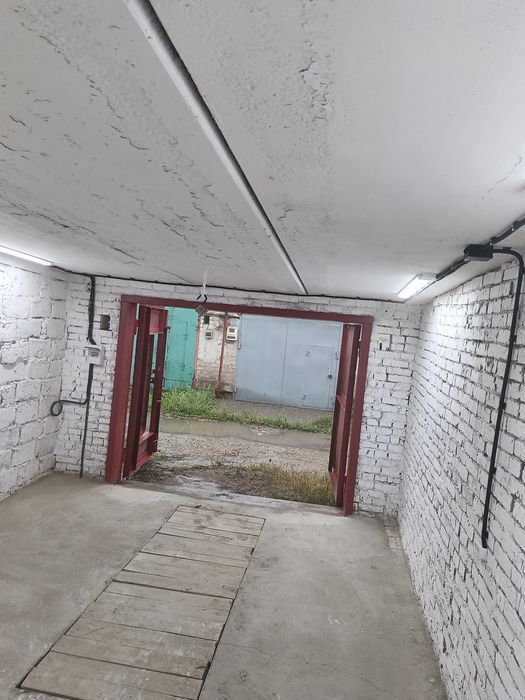 Сдам в аренду гараж 22 кв