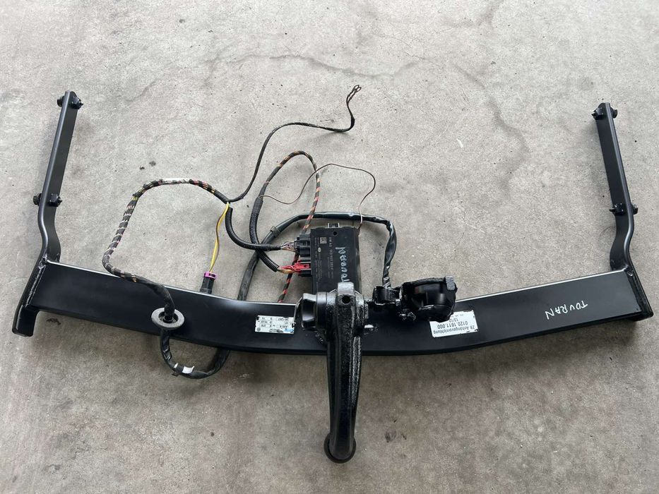 Теглич за Vw Touran 2005 2010 Г цена 150 евро